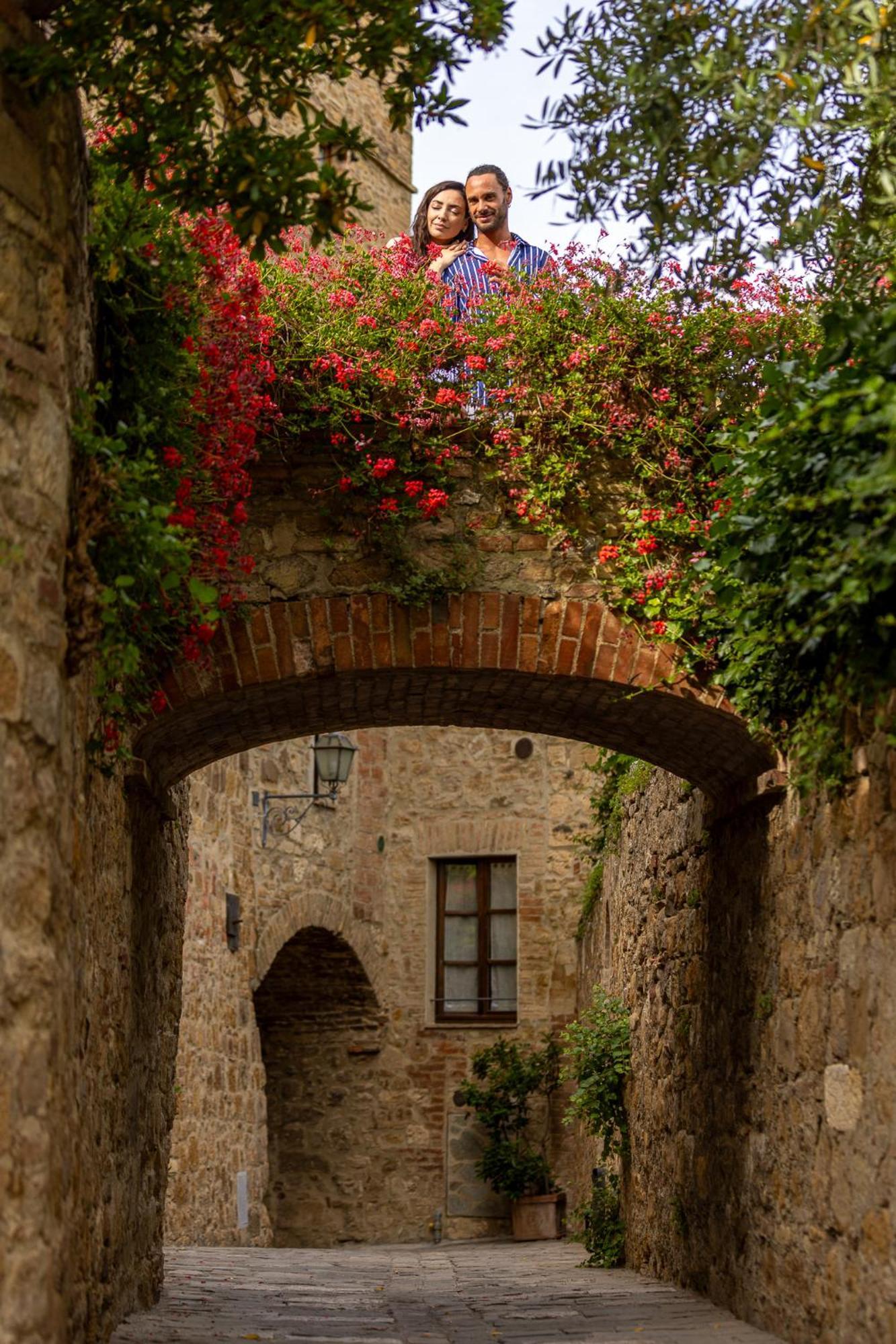 Borgo Medievale San Quirico D'Orcia B&B - Capitano Collection - Albergo Diffuso المظهر الخارجي الصورة