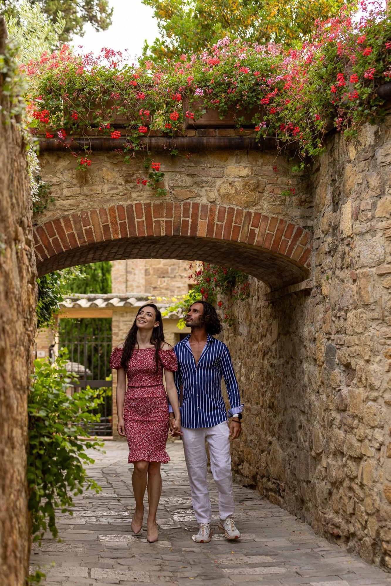 Borgo Medievale San Quirico D'Orcia B&B - Capitano Collection - Albergo Diffuso المظهر الخارجي الصورة