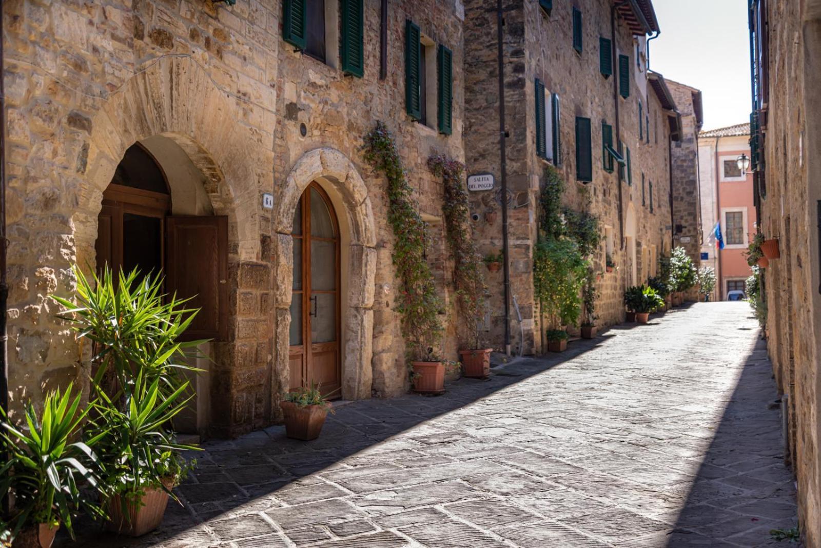 Borgo Medievale San Quirico D'Orcia B&B - Capitano Collection - Albergo Diffuso المظهر الخارجي الصورة