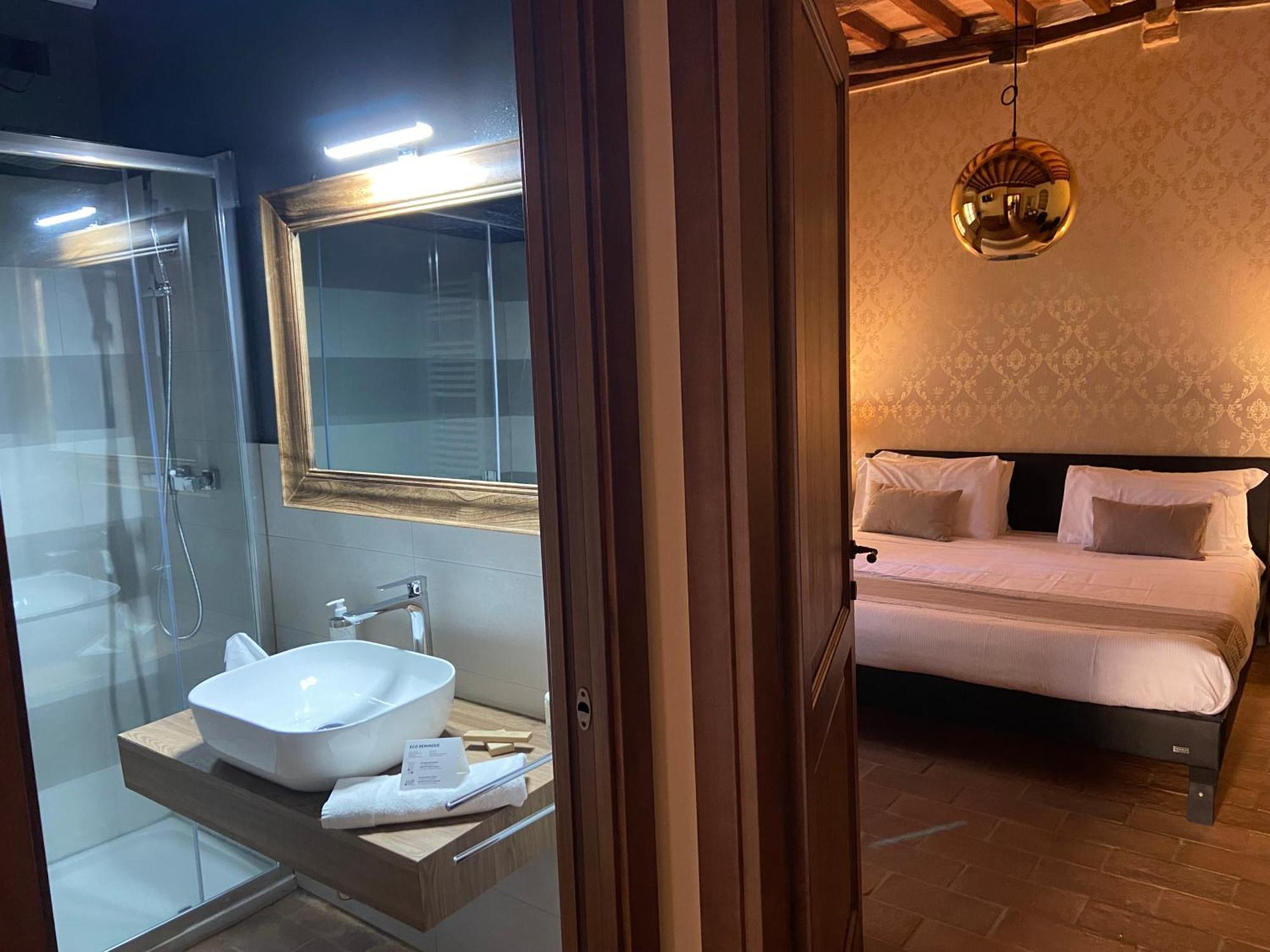 Borgo Medievale San Quirico D'Orcia B&B - Capitano Collection - Albergo Diffuso المظهر الخارجي الصورة
